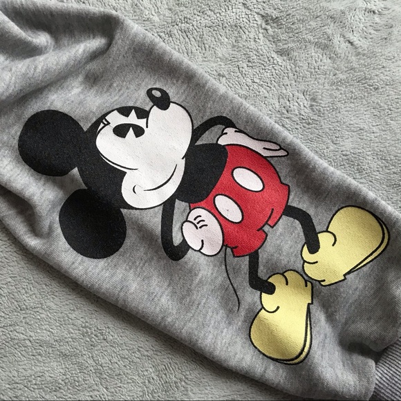 Bershka Mickey Mouse Graphic Sweatshirt Disney - Picture 6 of 8